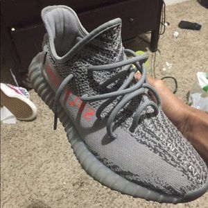 Size 7.5 air yeezy beluga 2.0